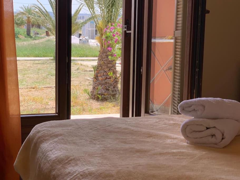 Studio At Beautiful Beach Kouremenos Apartment Anevato Exterior foto